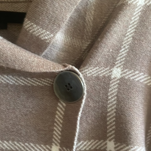 Jones & Co, Jones New York Cardigan, beige with white window-pane plaid. - Picture 4 of 10